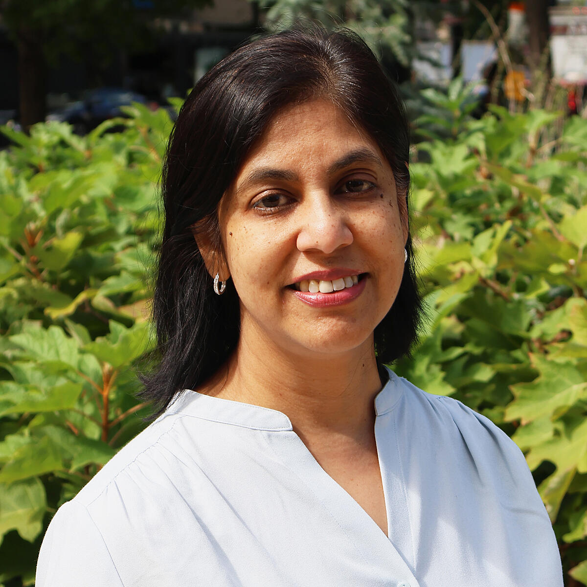 Smita Barauh headshot